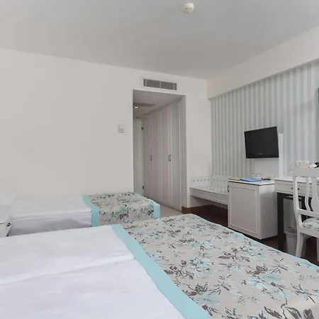 Resort Monachus & Side