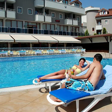 Monachus & Resort