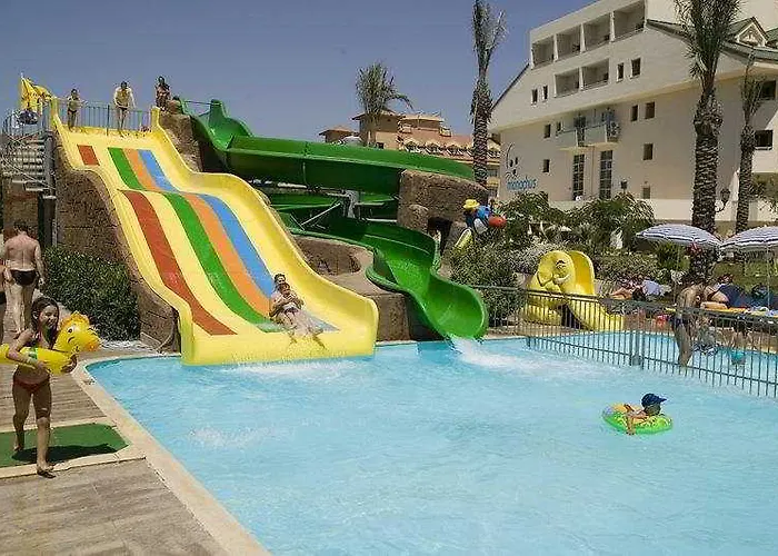 Monachus & Resort Side