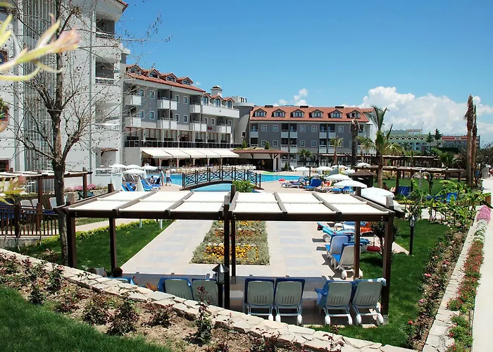 Monachus & Resort Side