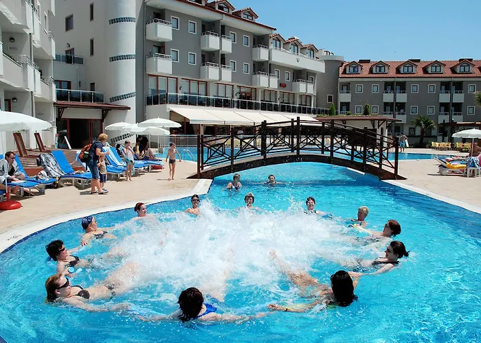 Monachus & Resort Side