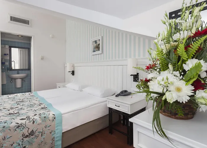 Resort Monachus & Side