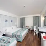 Resort Monachus &