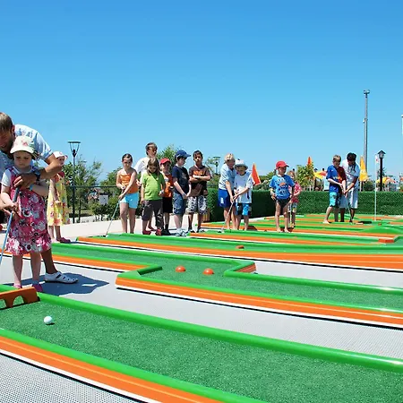 Resort Monachus & Side